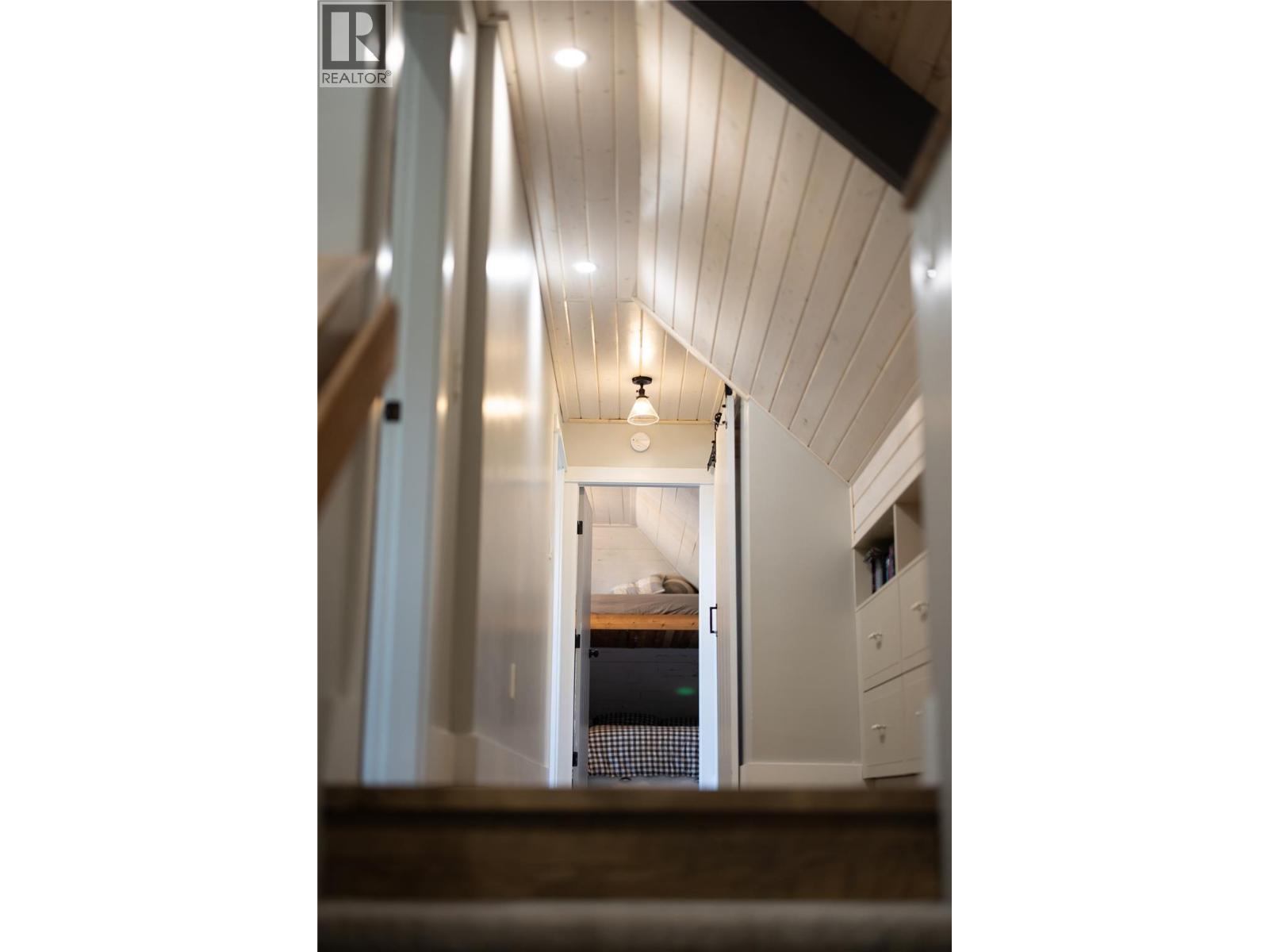 1130 Thomas Hayes Road - 56