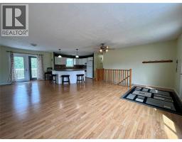 Living room - 236 Bergeron Drive, Tumbler Ridge, BC V0C2W0 Photo 10