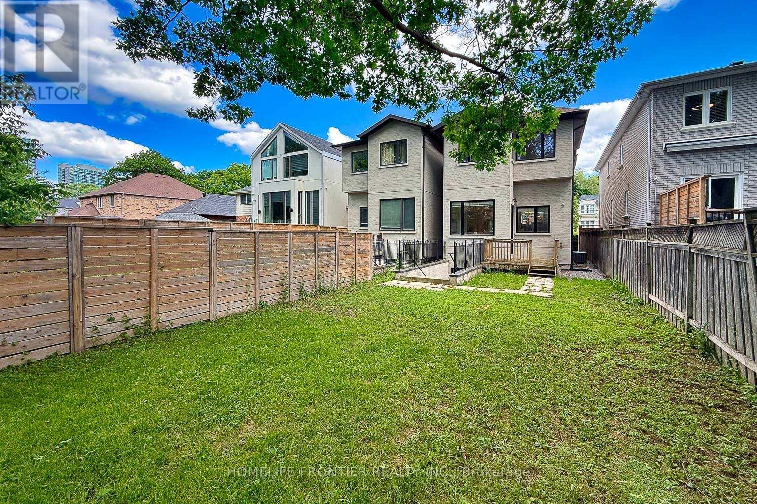 82 CAMERON AVENUE - 45