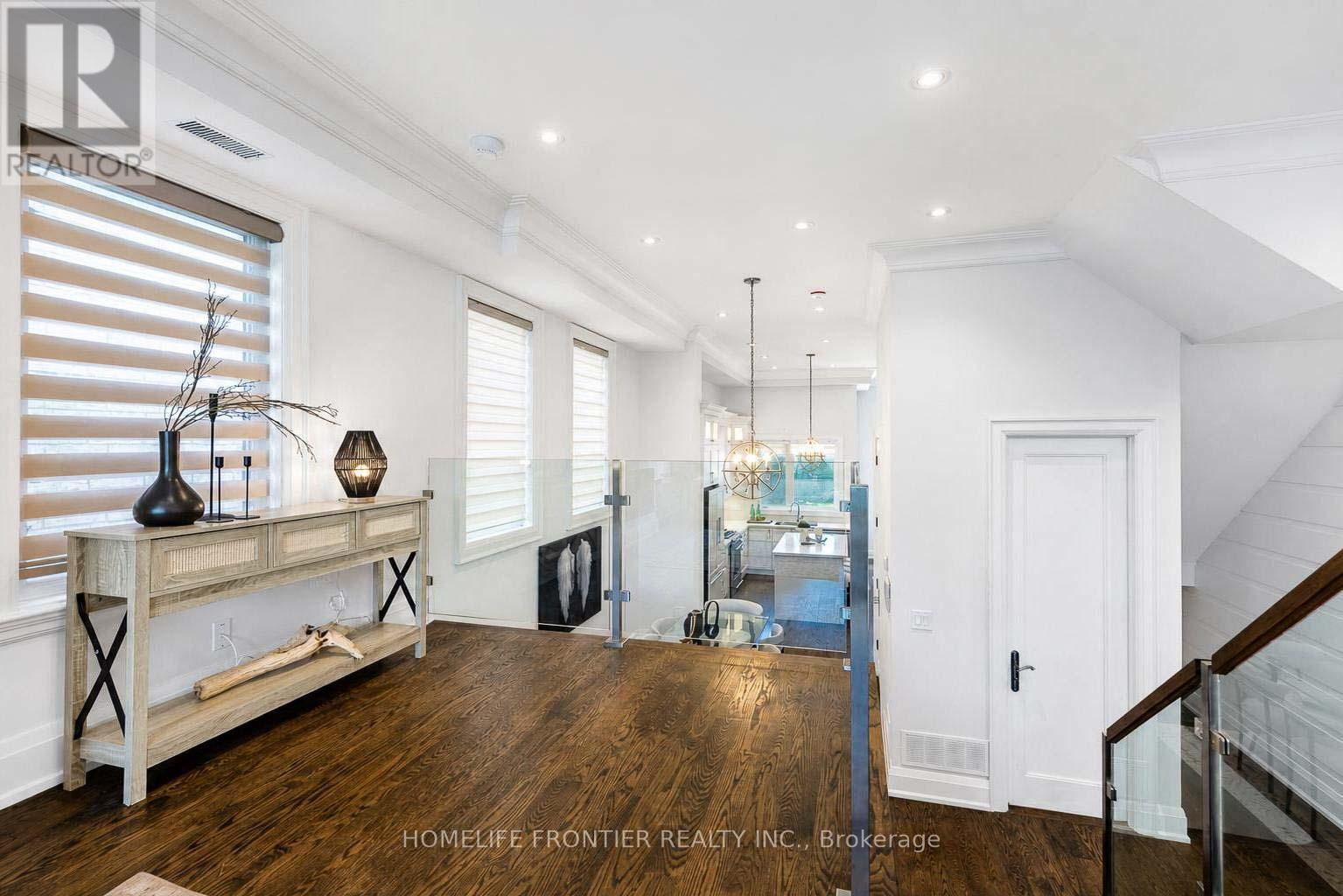 82 CAMERON AVENUE - 6
