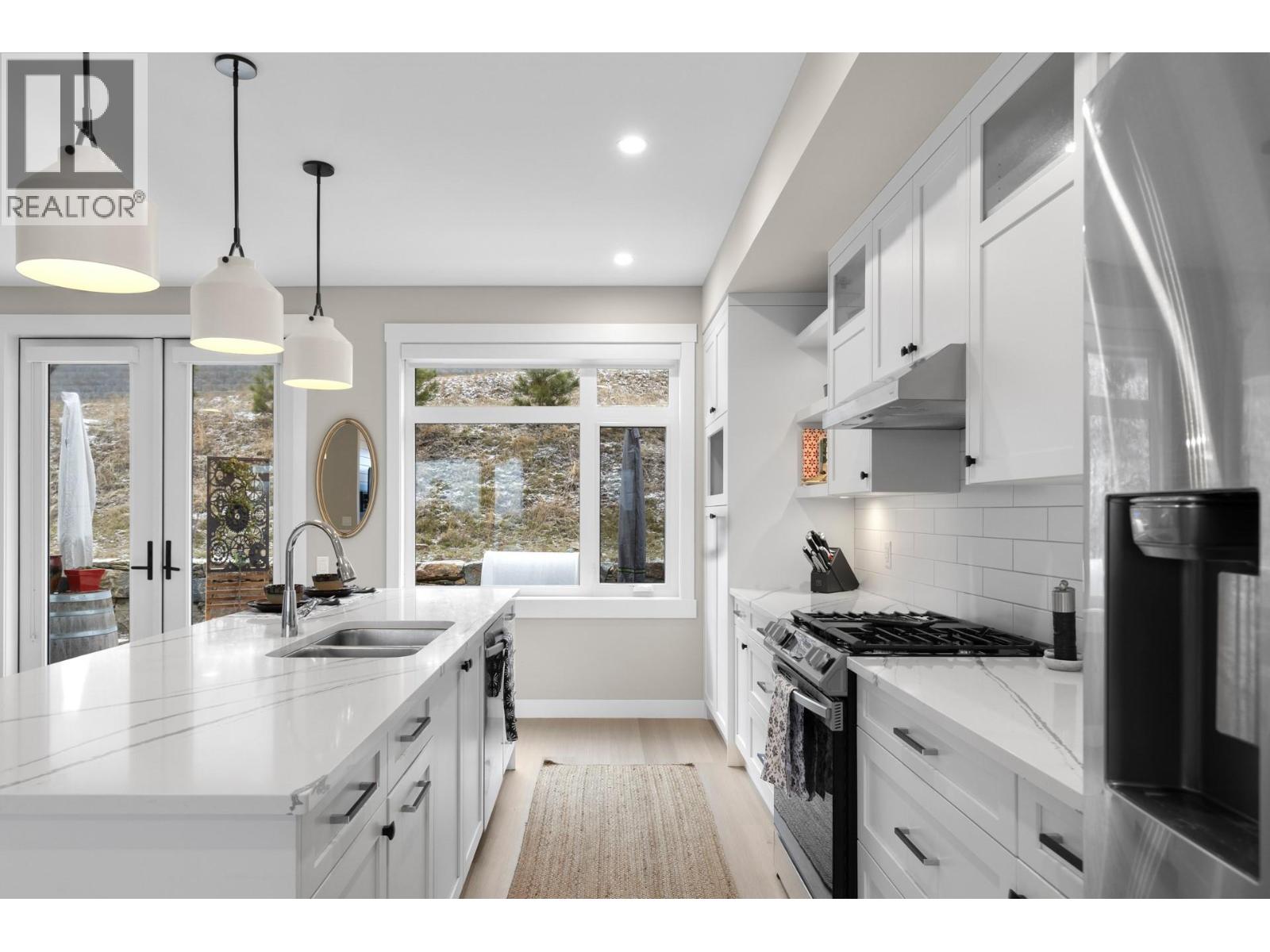 3220 Hilltown Drive Unit# 6, Kelowna