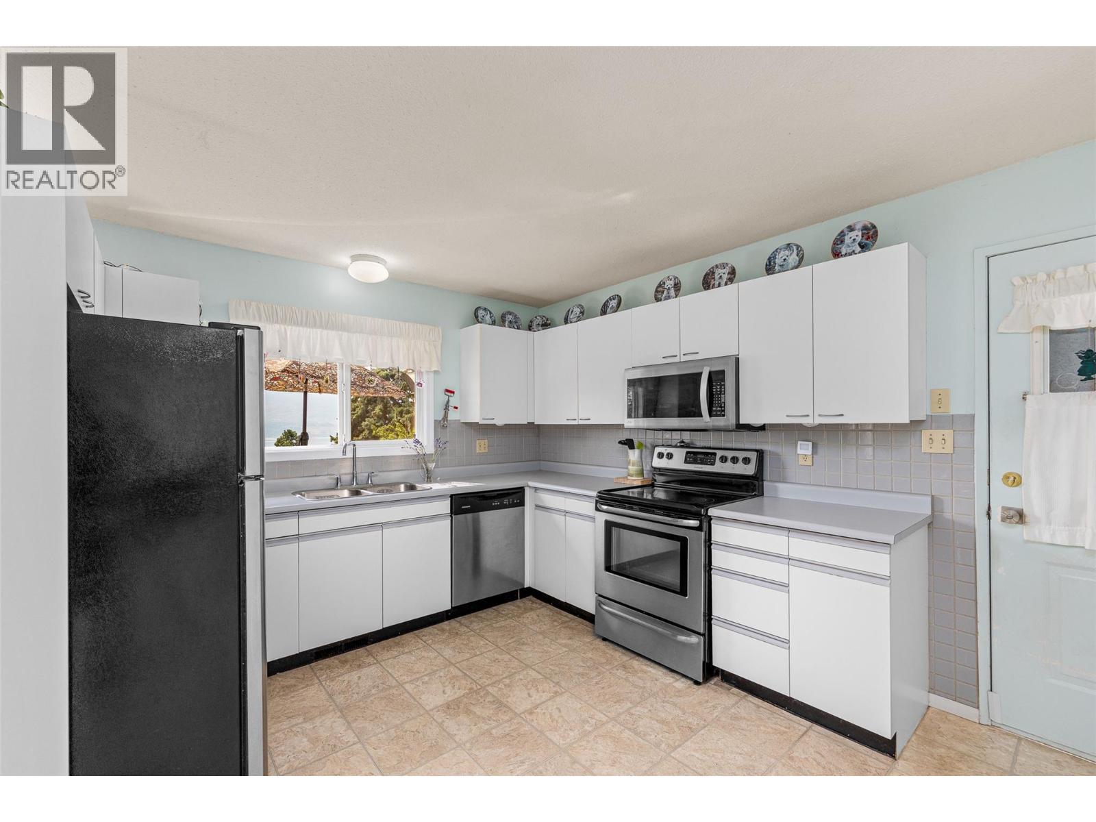 3068 Ourtoland Road - 11