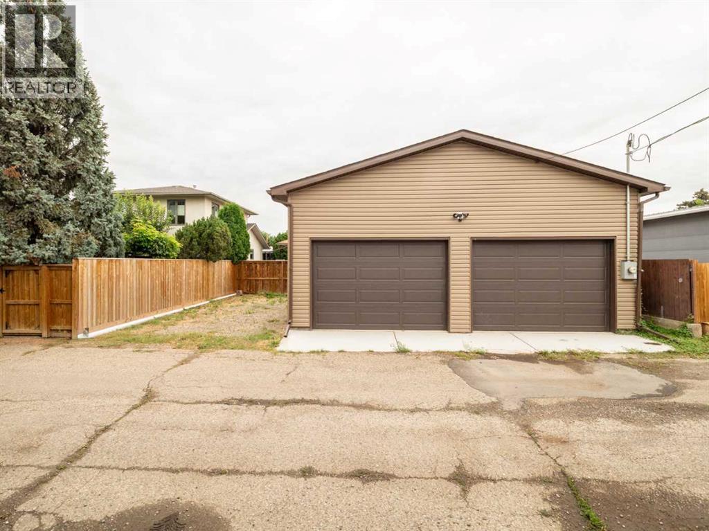 2110 19 Avenue S - 28