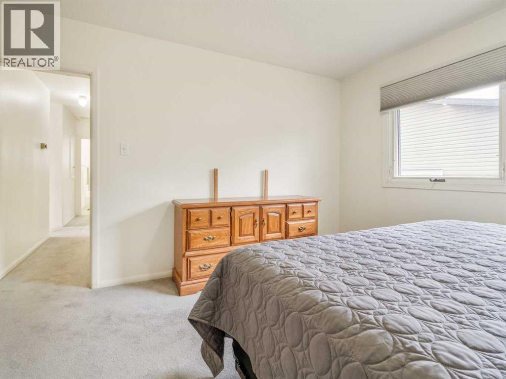2110 19 Avenue S - 10
