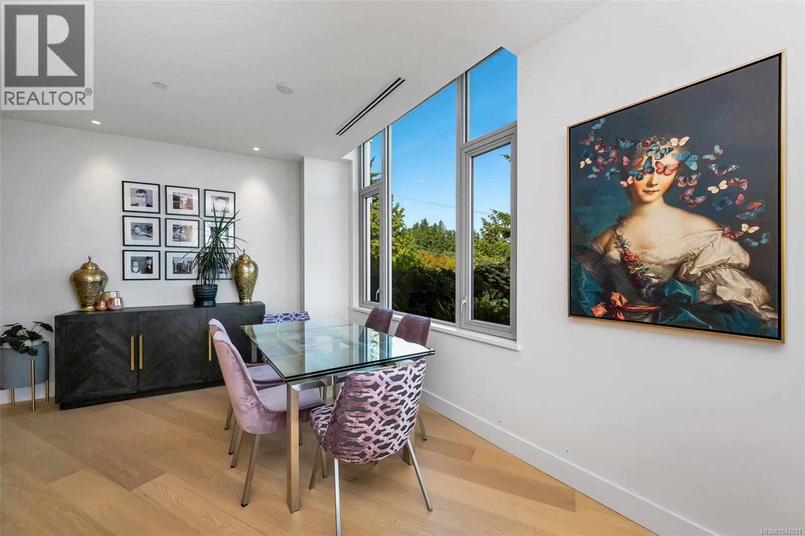 103 5388 Hill Rise Terr, Saanich