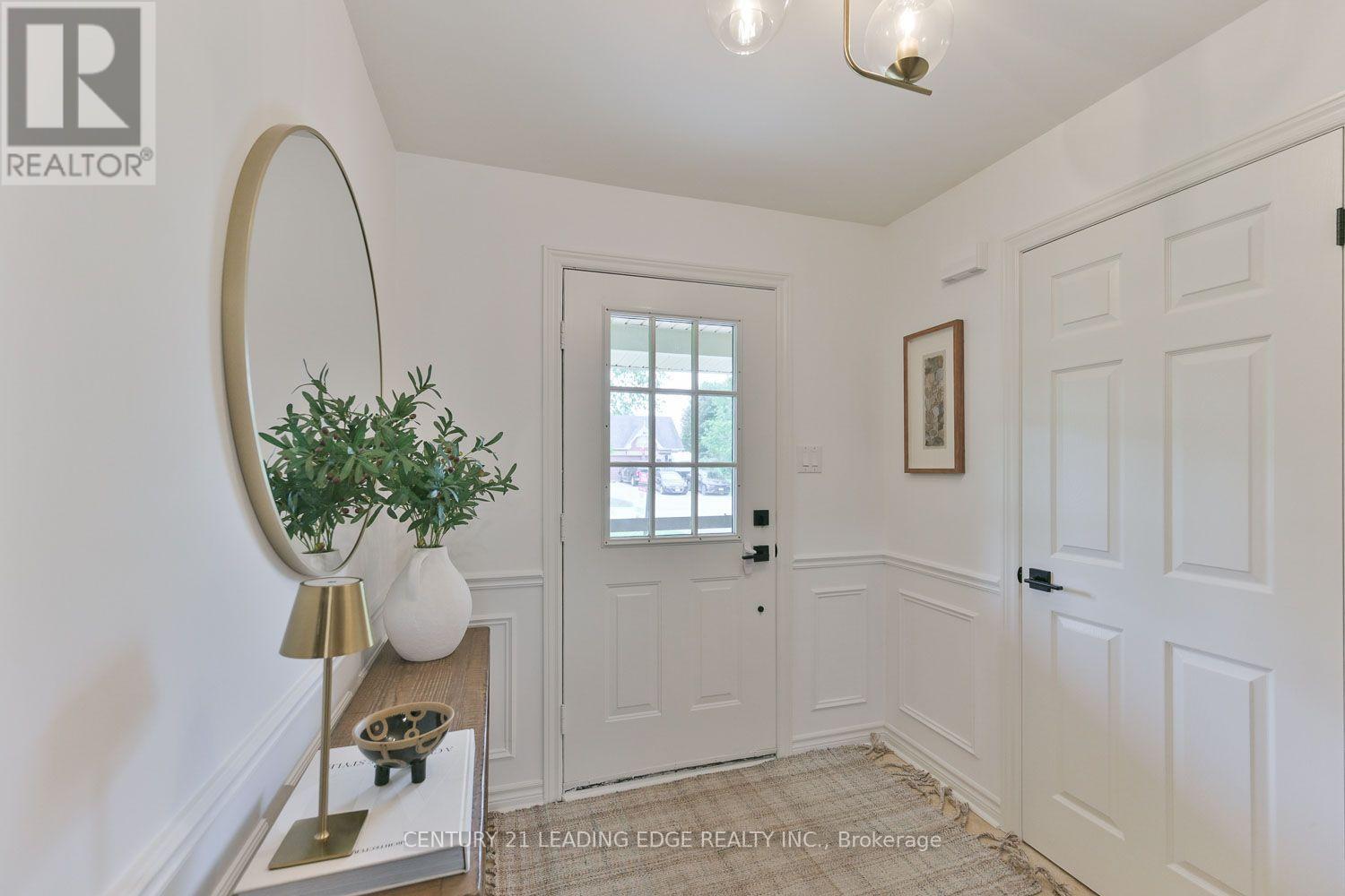 12 TAYLOR DRIVE - 7