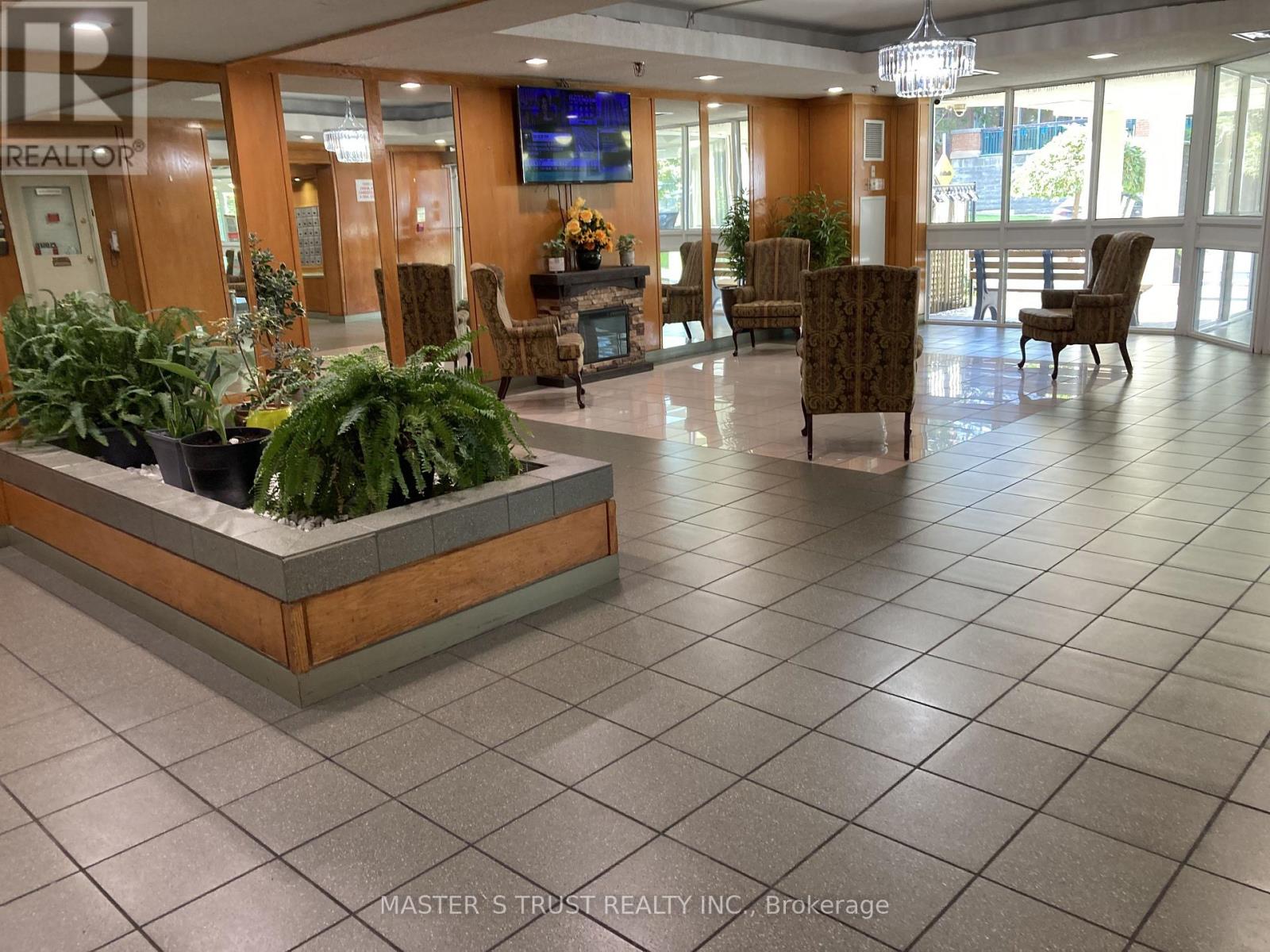 #803 410 MCLEVIN AVENUE - Image 25