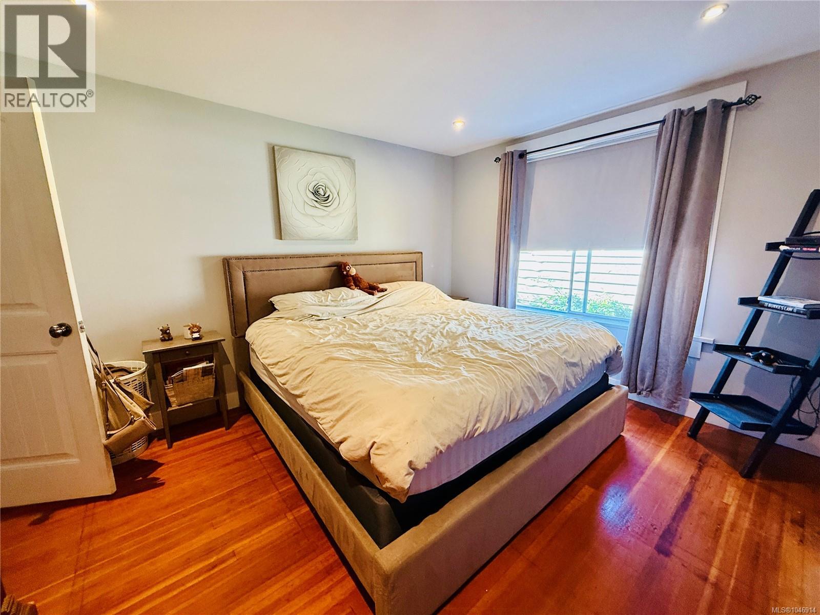 3659 8th Ave - 11