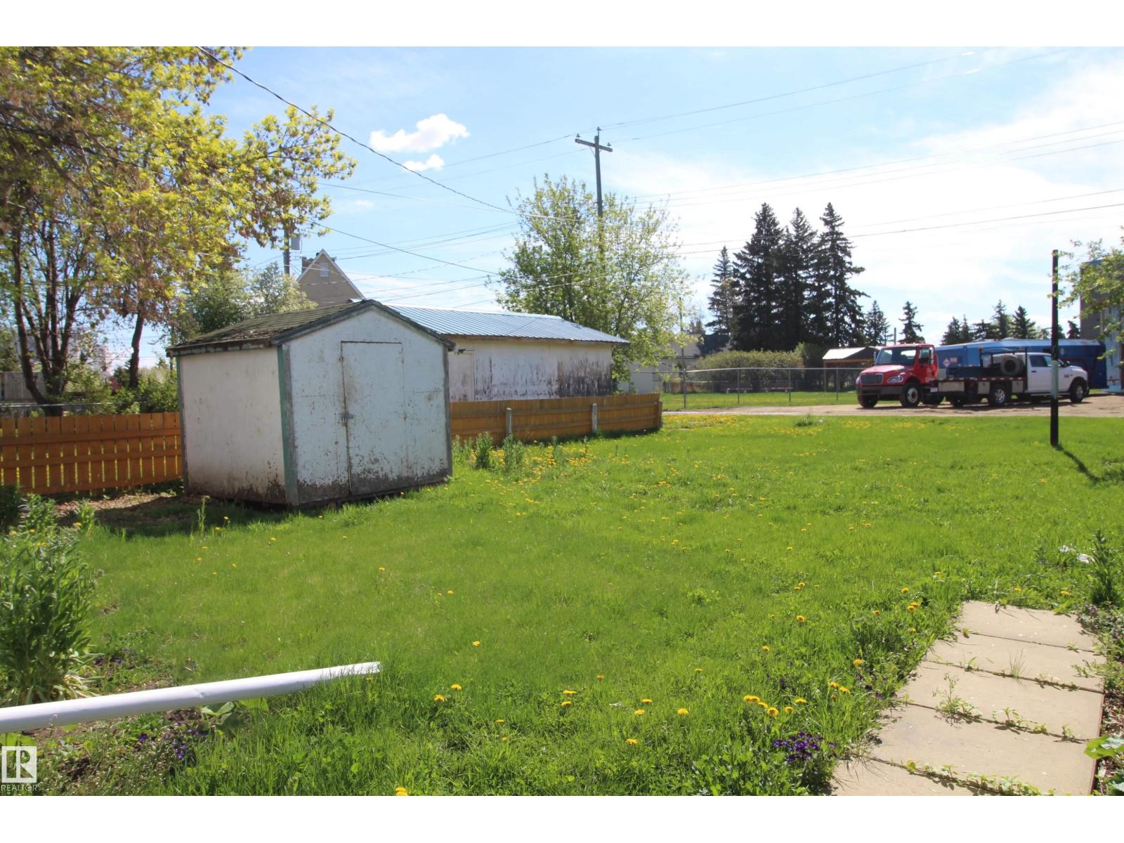 10123 104 ST - Image 3