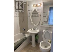 908 - 940 Caledonia Road, Toronto, ON M6B3Y4 Photo 7