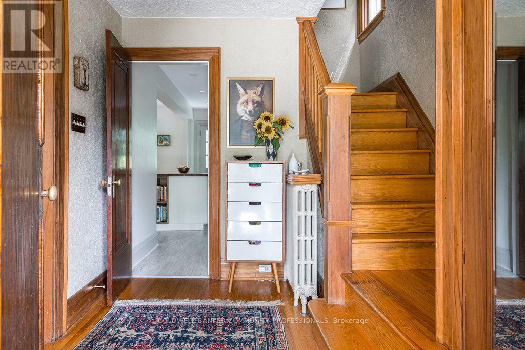 78 PAISLEY AVENUE N - 4