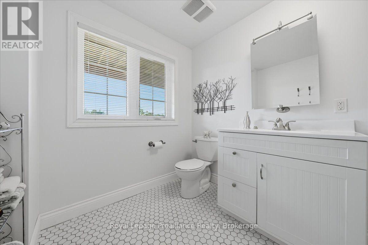 256 PENINSULA ROAD - Image 27