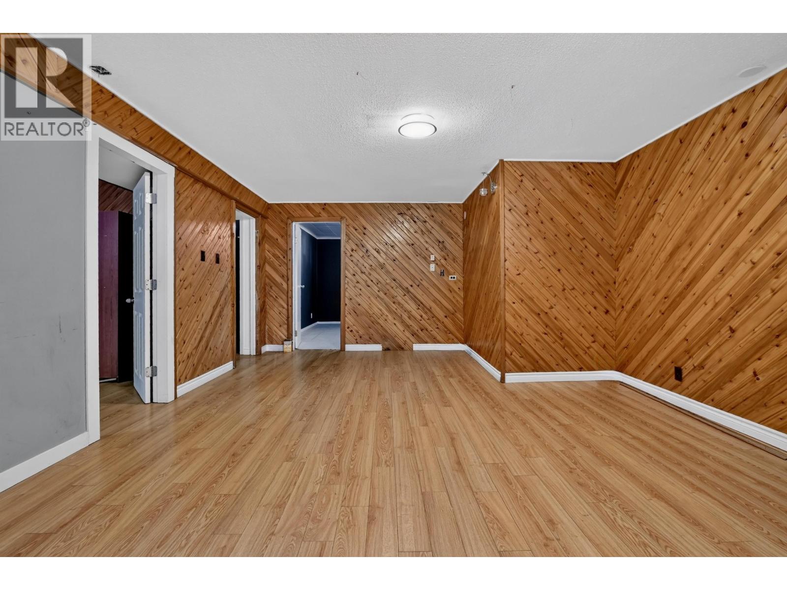 109 MCKENZIE AVENUE - Image 20