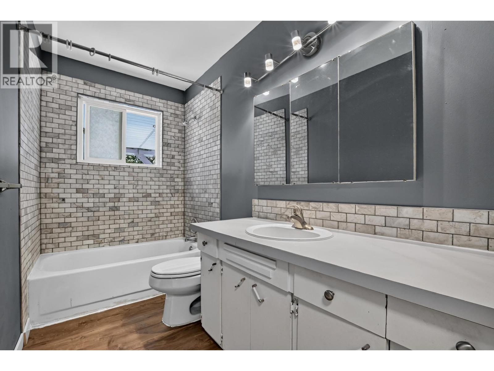 109 MCKENZIE AVENUE - Image 14