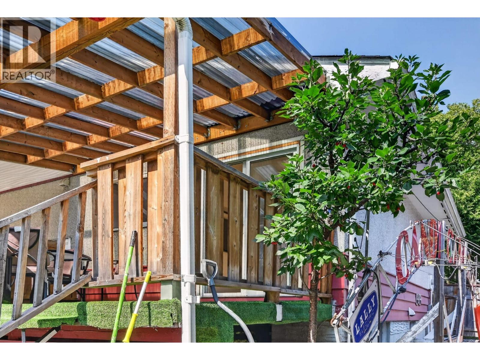 109 MCKENZIE AVENUE - Image 34