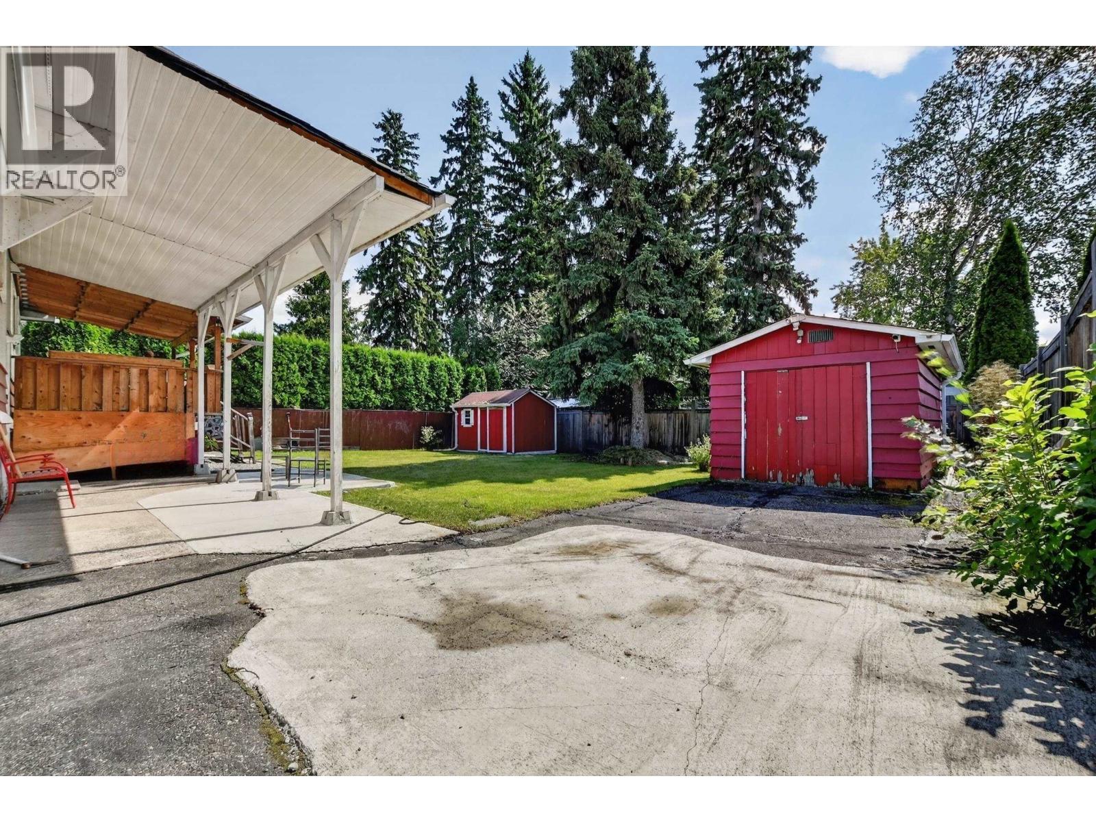 109 MCKENZIE AVENUE - 30
