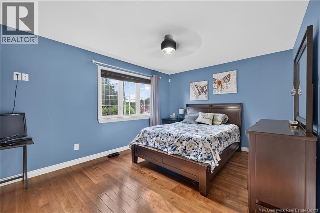 11 Berry Street - 14