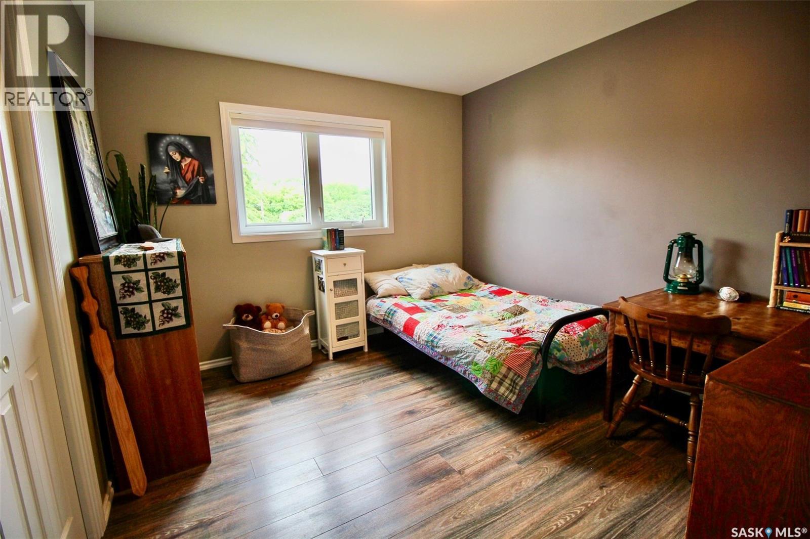 300 7th STREET - Image 20