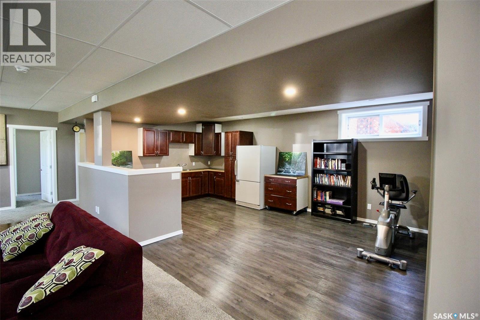 300 7th STREET - Image 29