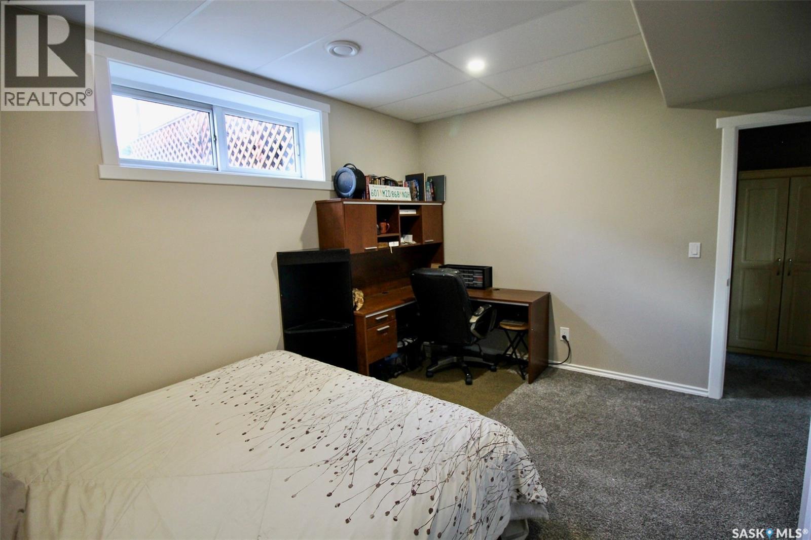 300 7th STREET - Image 33