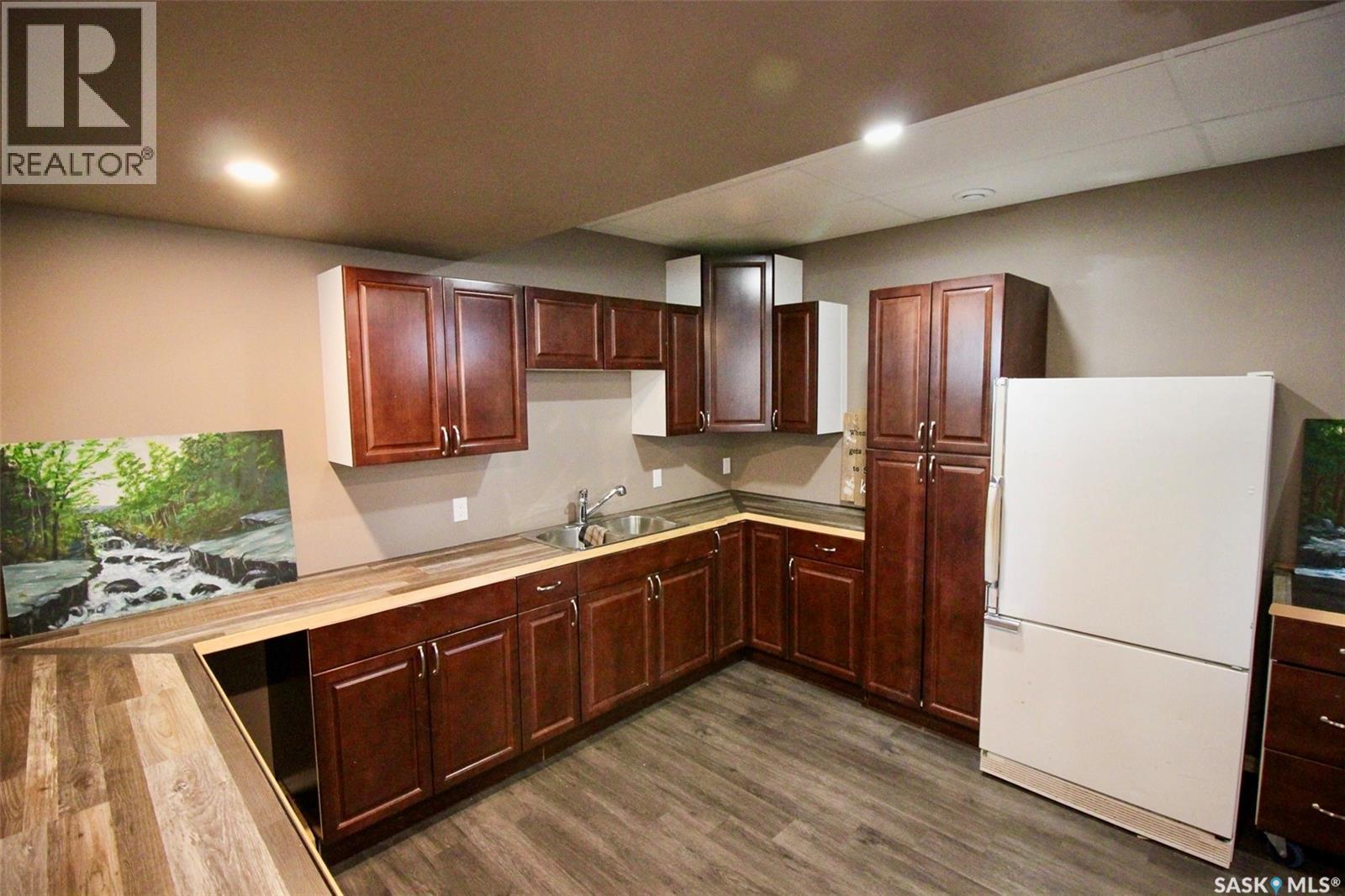 300 7th STREET - Image 31