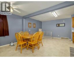 5723 54 St, Taber, AB T1G1K9 Photo 13