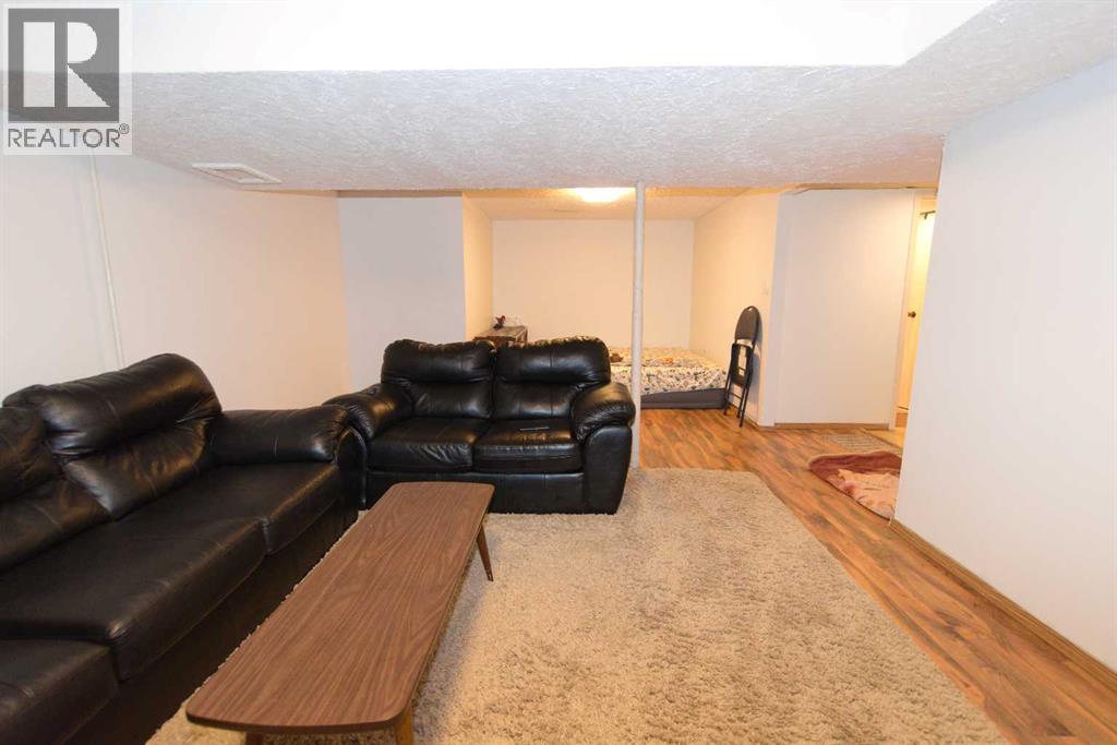 96 Simpson Crescent SE - Image 22
