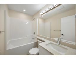 4995 202a Street, Langley, BC V3A1T6 Photo 31