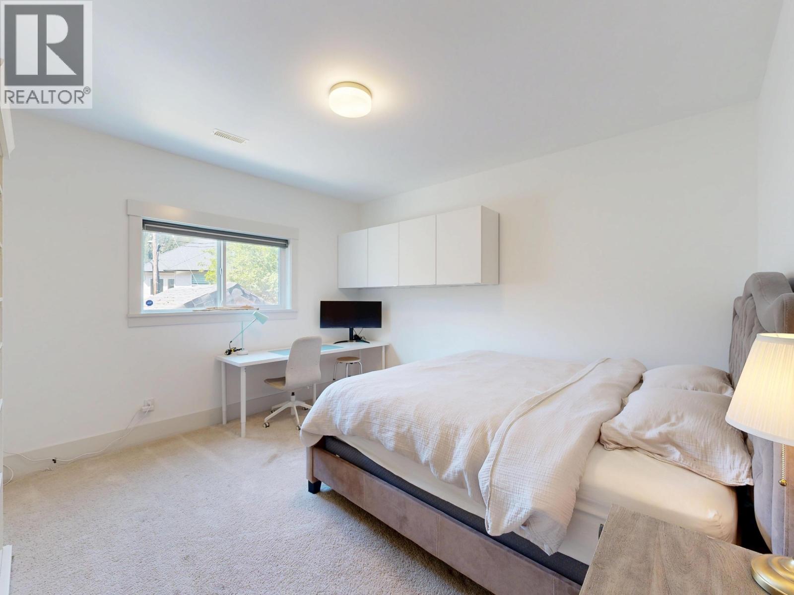 52 3295 SUNNYSIDE ROAD, Anmore