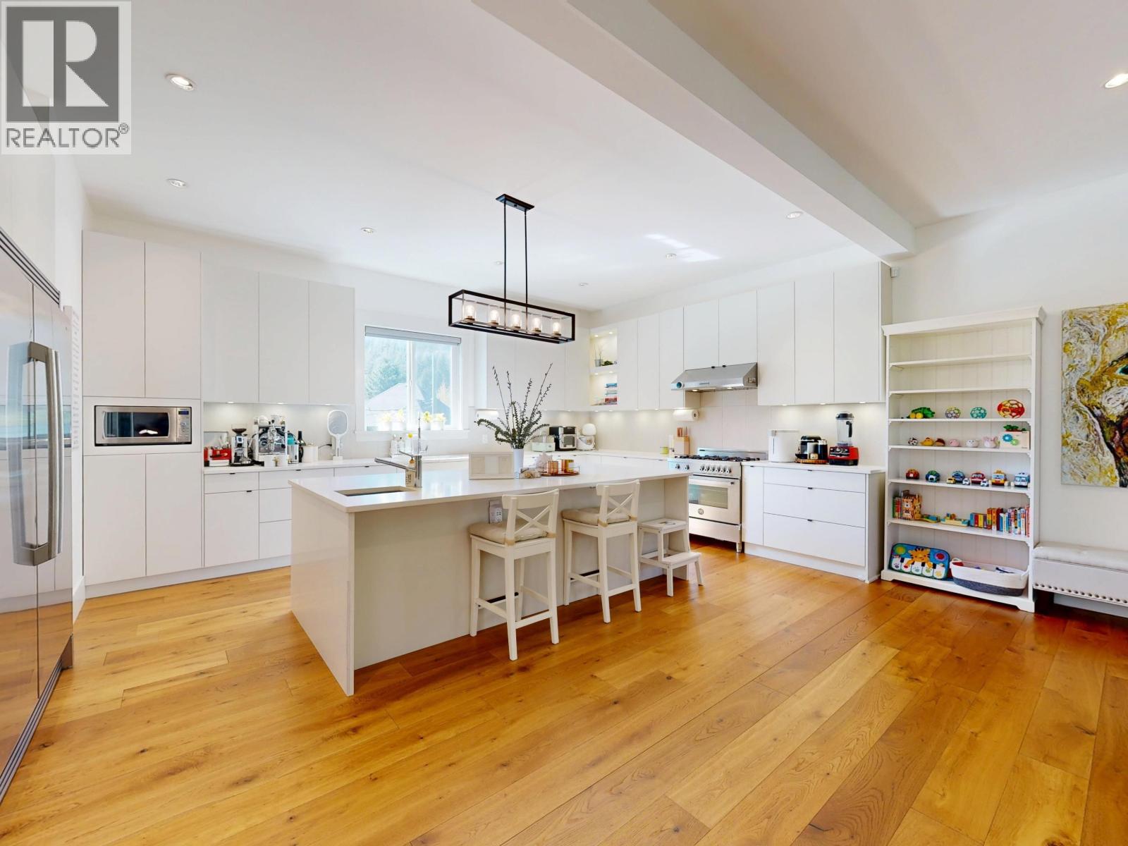 52 3295 SUNNYSIDE ROAD, Anmore