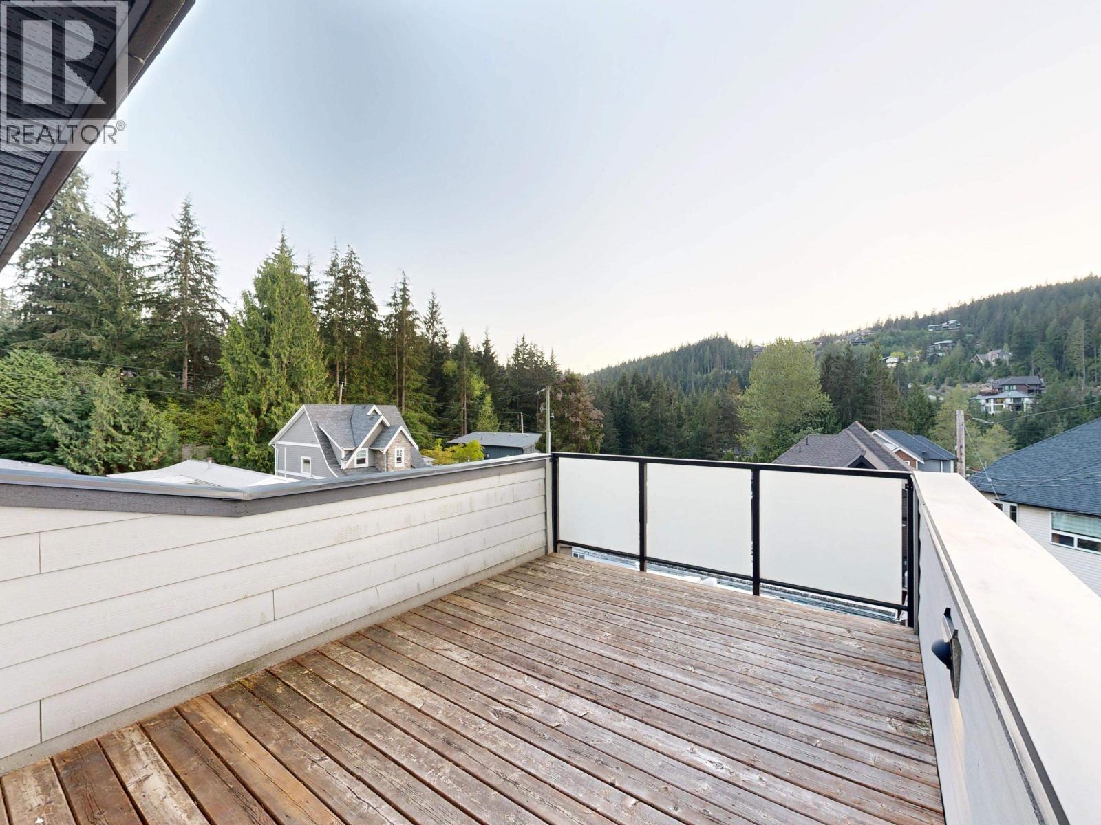 52 3295 SUNNYSIDE ROAD, Anmore