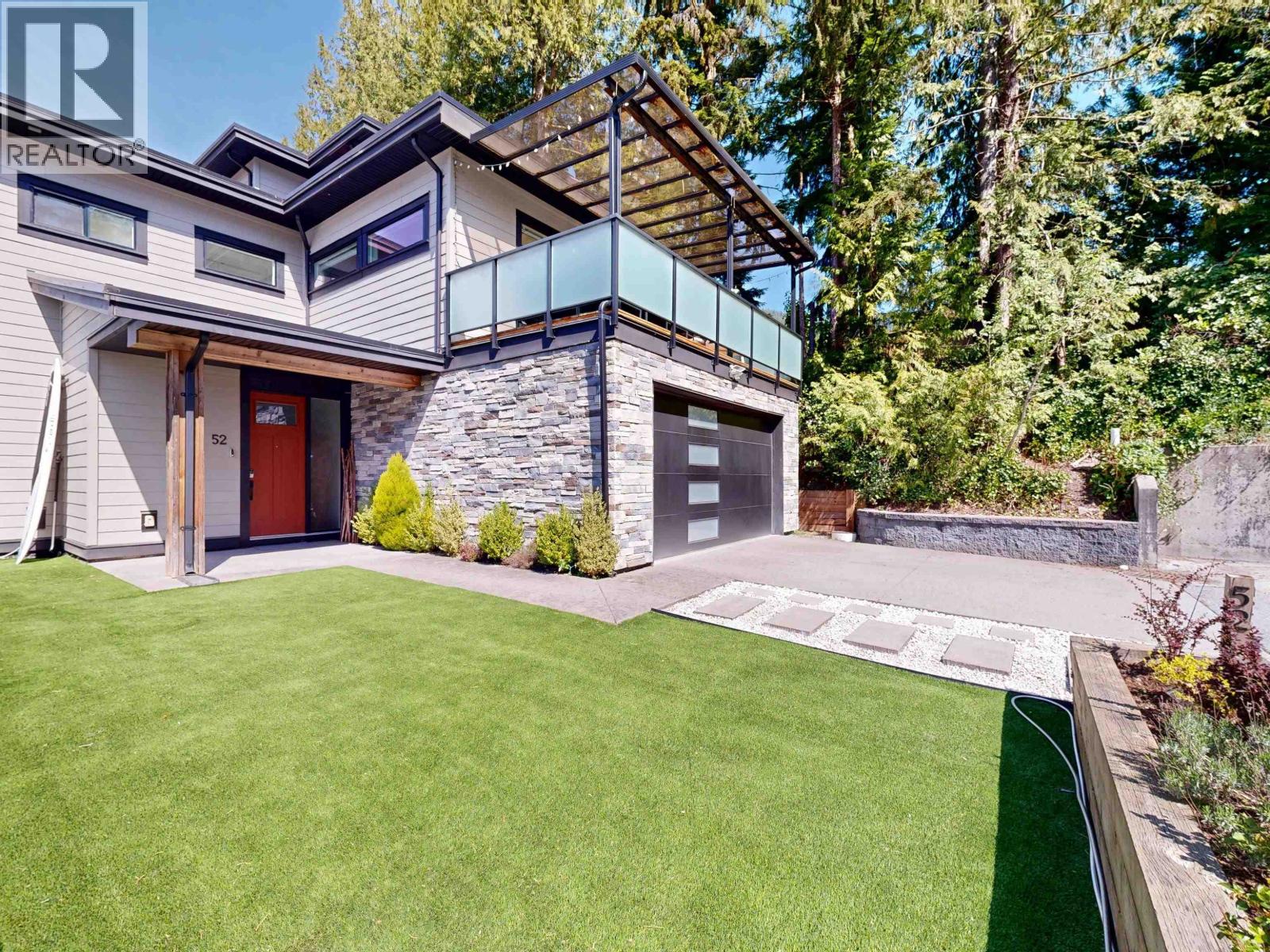 52 3295 SUNNYSIDE ROAD, Anmore