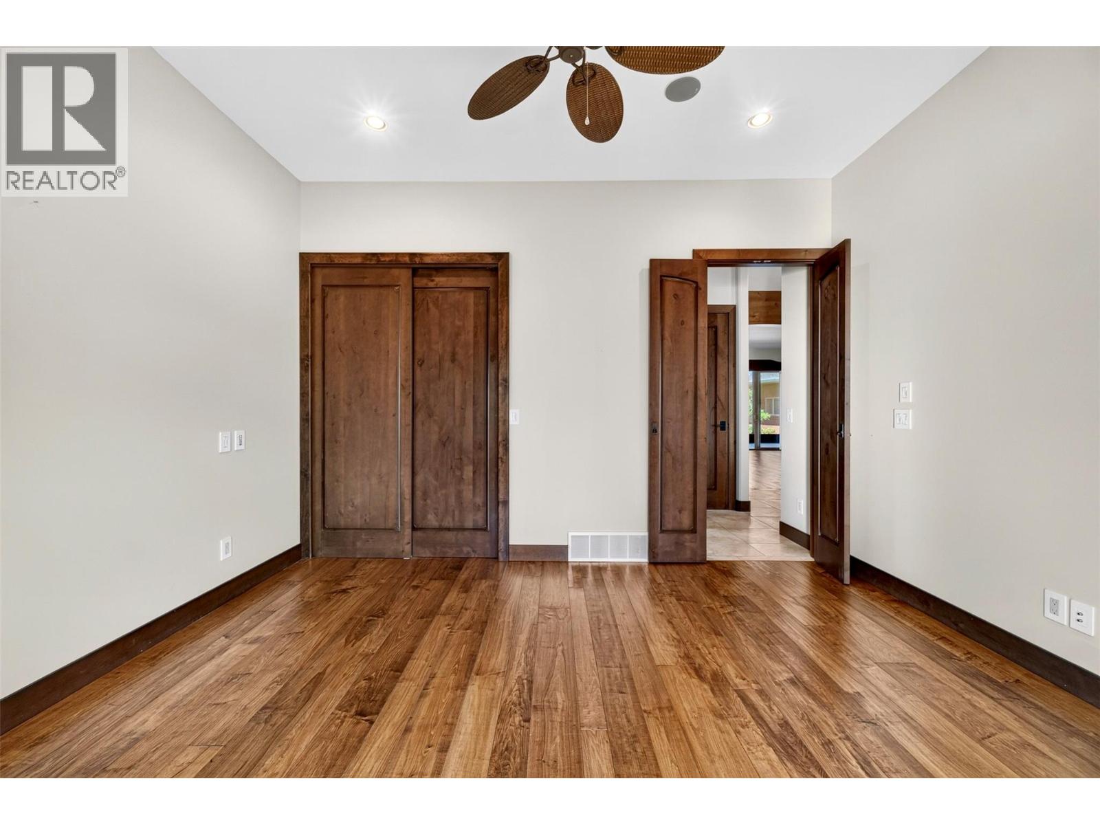 442 Cottonwood Avenue, Sicamous