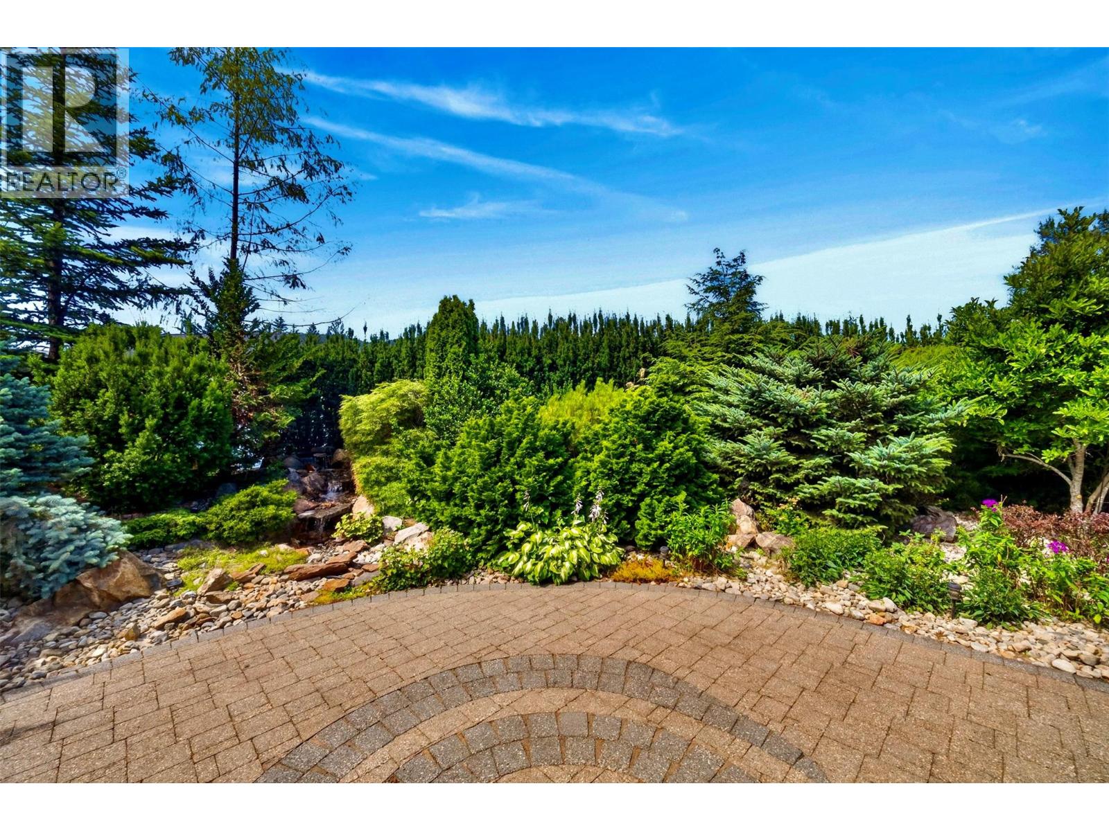 442 Cottonwood Avenue, Sicamous