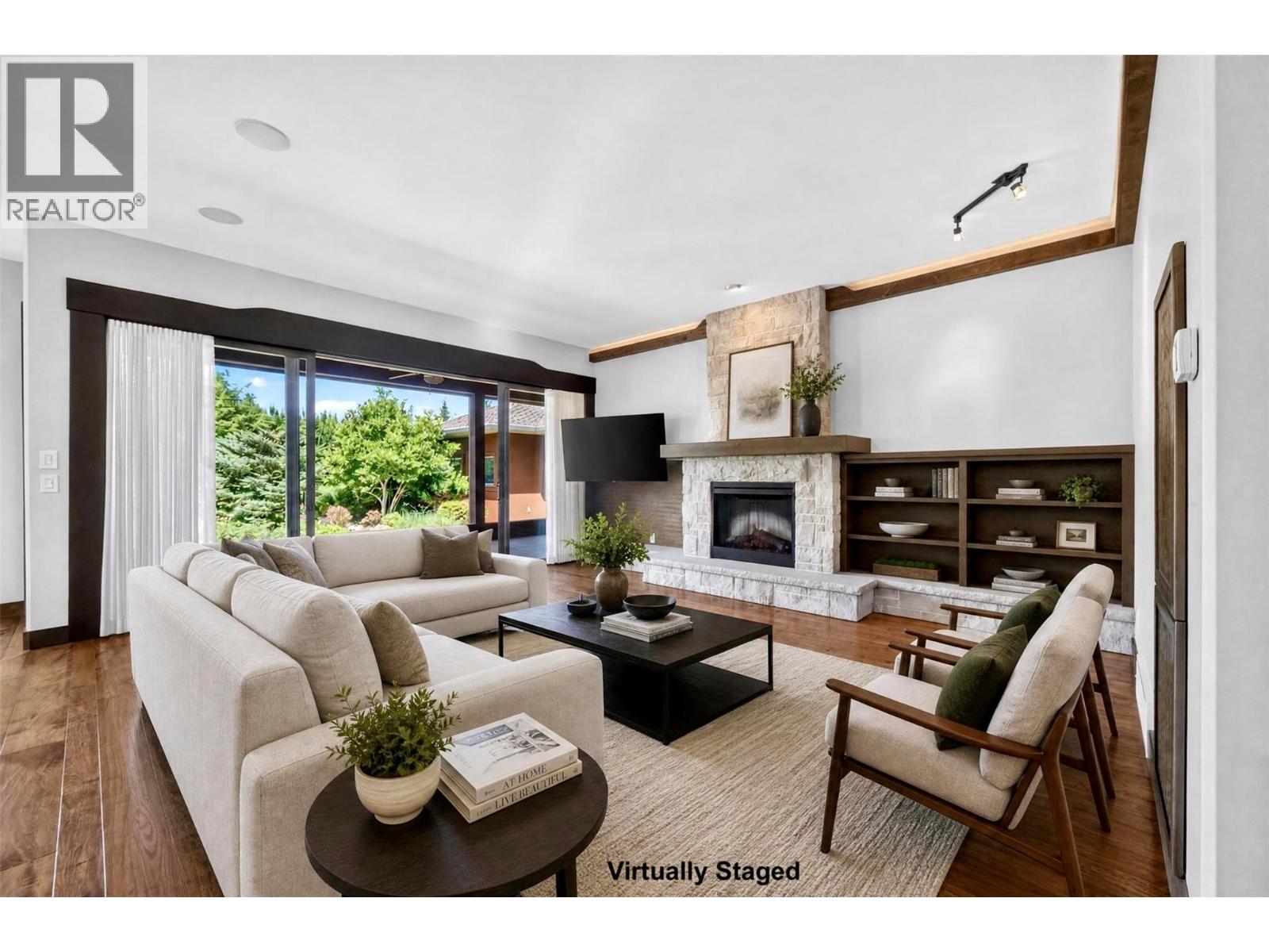 442 Cottonwood Avenue, Sicamous