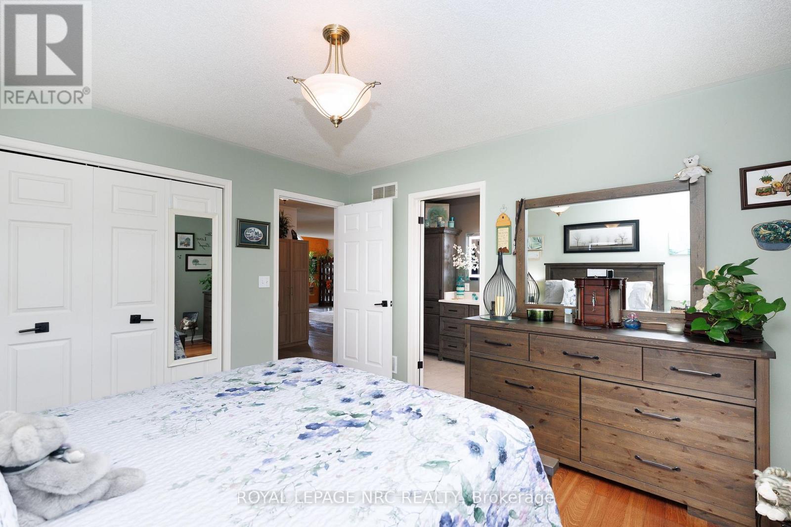 277 FORKS ROAD - Image 19