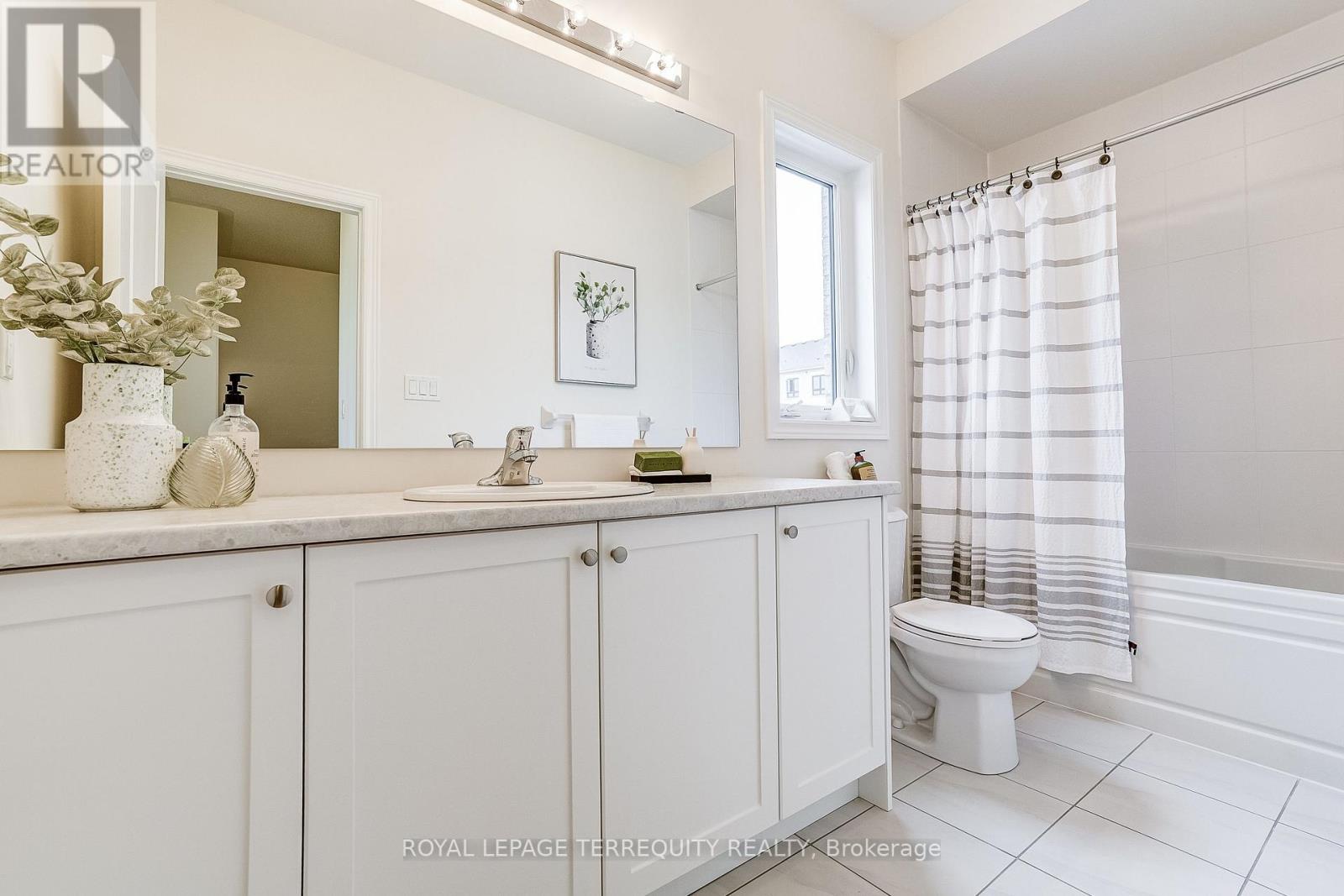 1218 ELIZABETH MACKENZIE TRAIL - Image 28