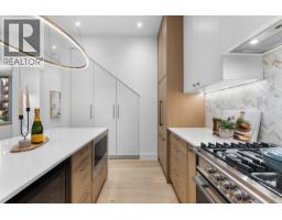 2 6682 Napier Street, Burnaby, BC V5B2C3 Photo 13