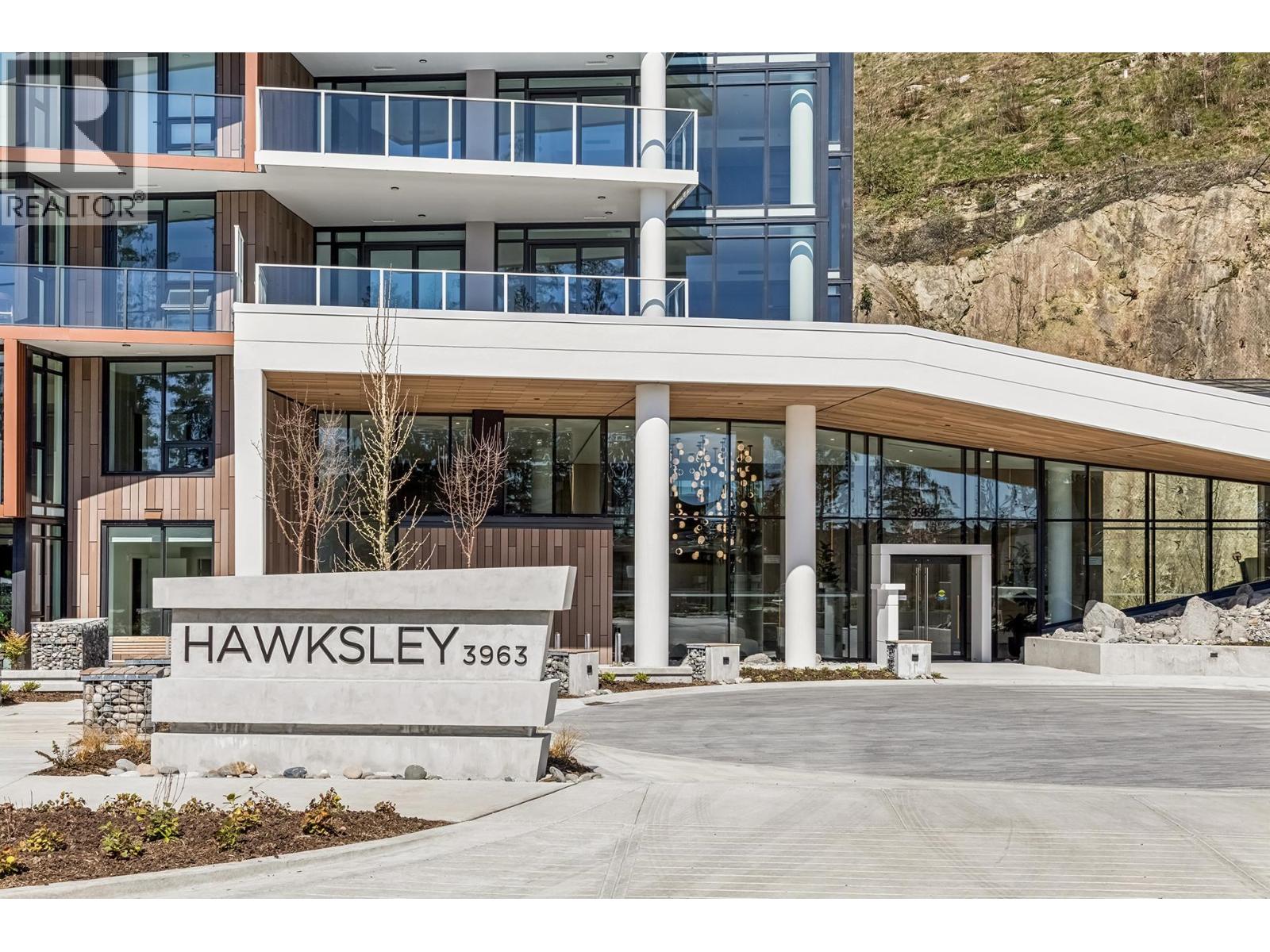 704 3963 UPLANDS WAY, West Vancouver