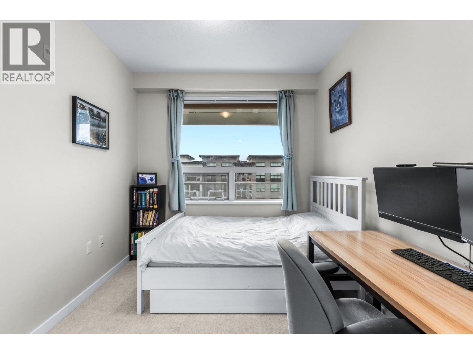 518 9213 ODLIN ROAD, Richmond