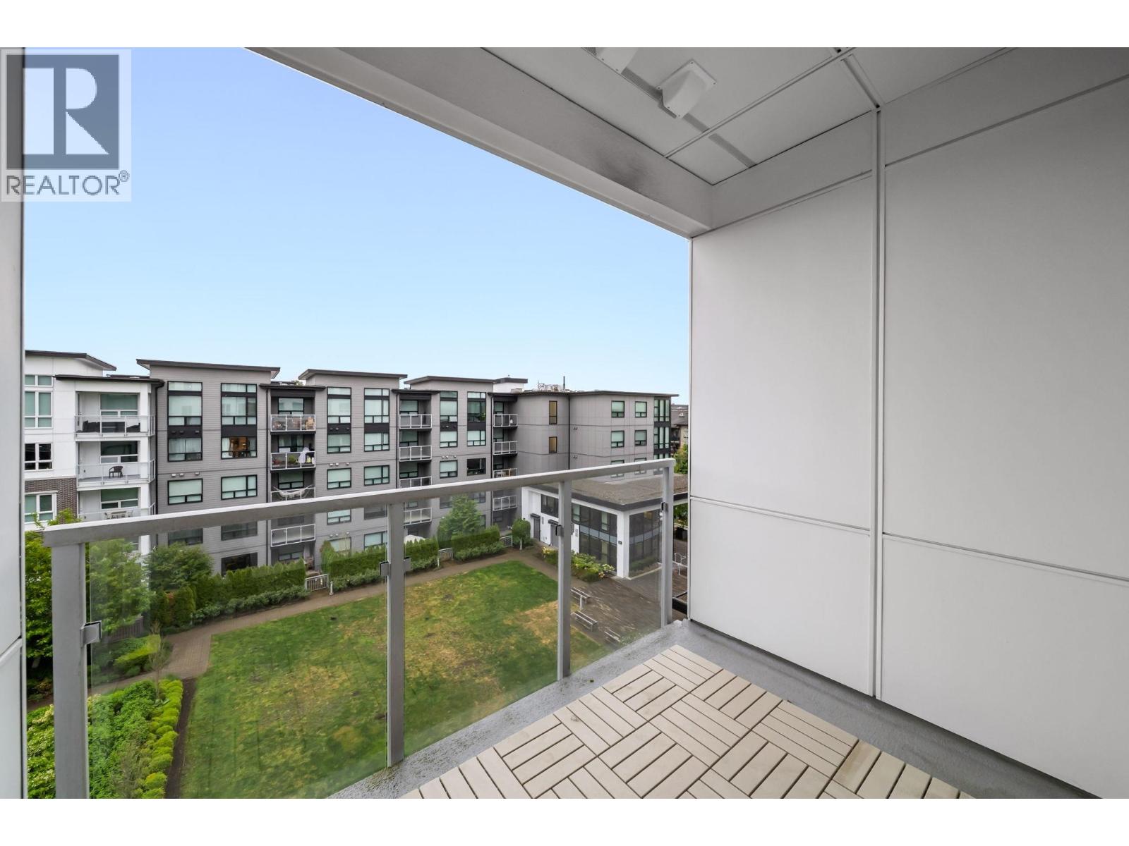 518 9213 ODLIN ROAD, Richmond