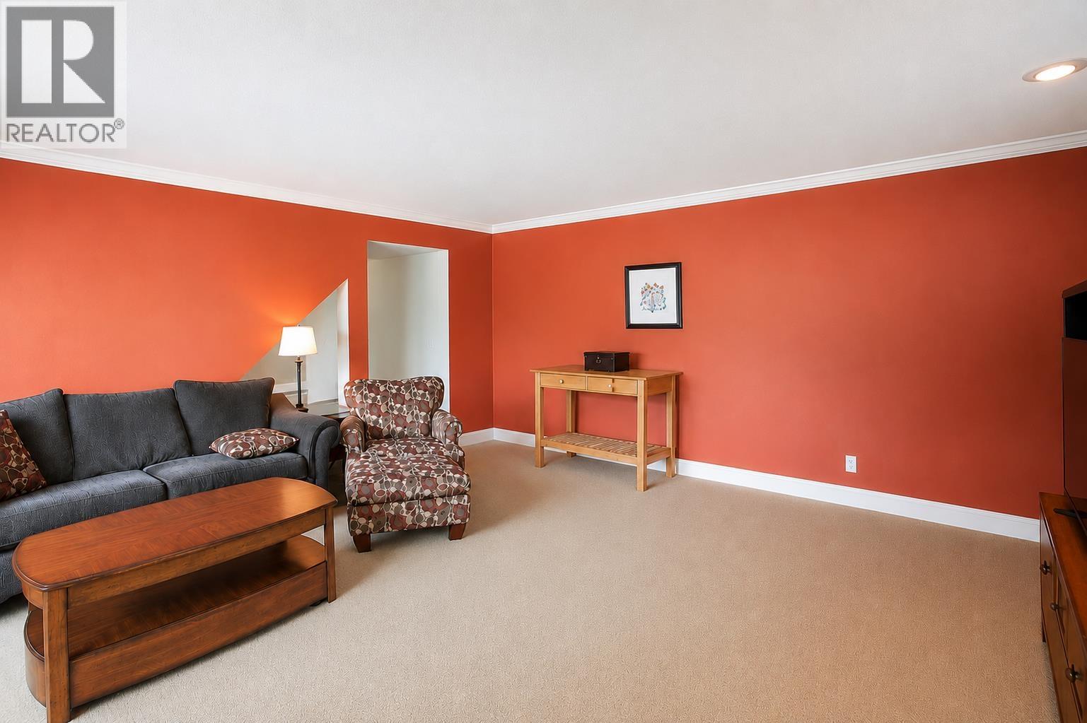 6438-6440 DOUGLAS STREET, West Vancouver