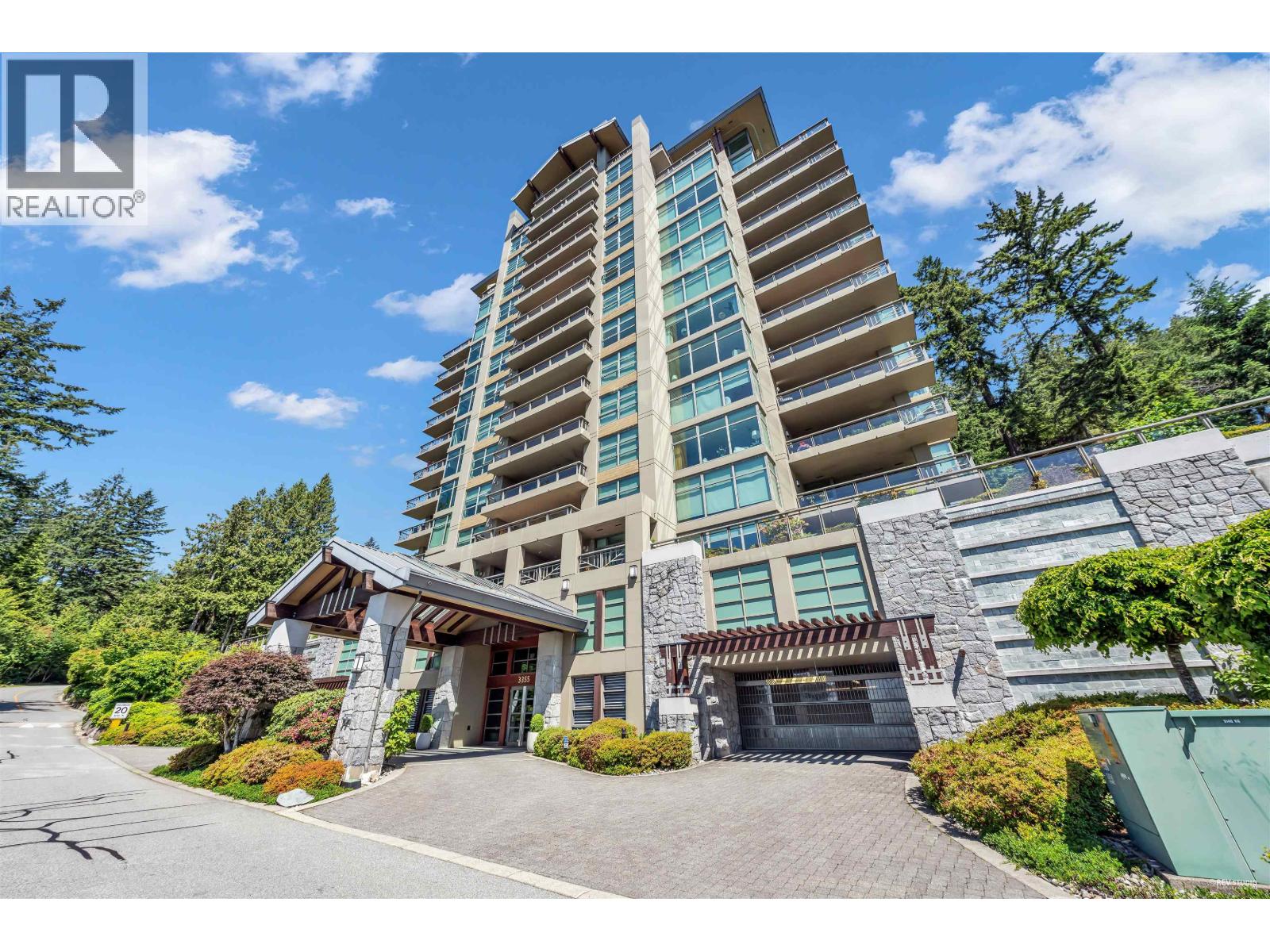 1102 3355 CYPRESS PLACE, West Vancouver