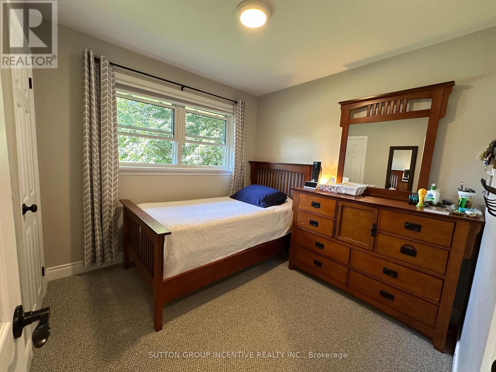 23 NORTHPARK ROAD - 10
