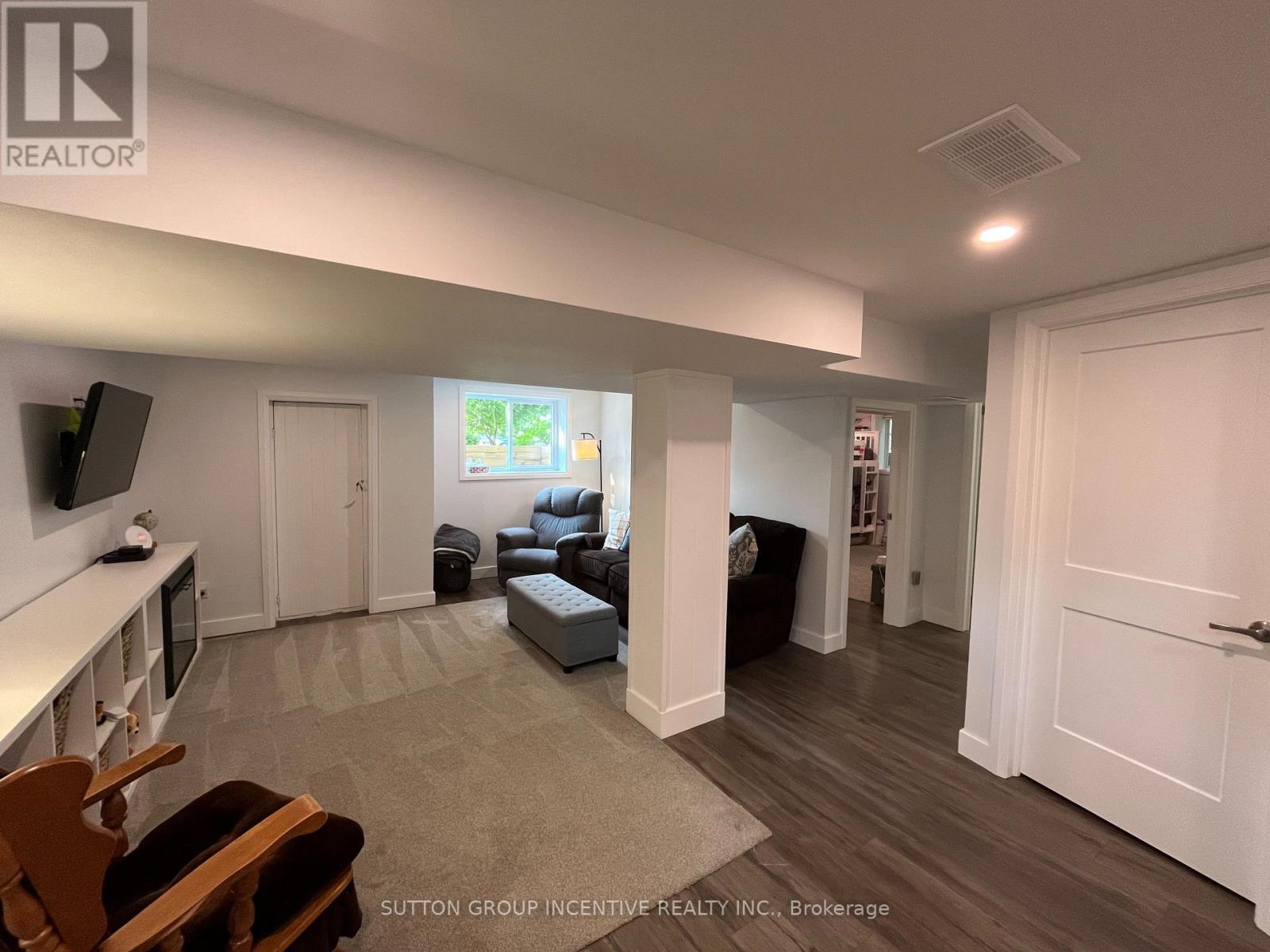 23 NORTHPARK ROAD - Image 15