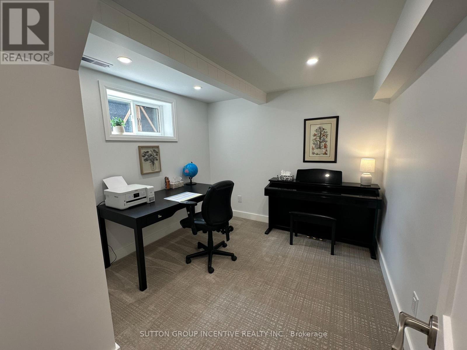 23 NORTHPARK ROAD - 18