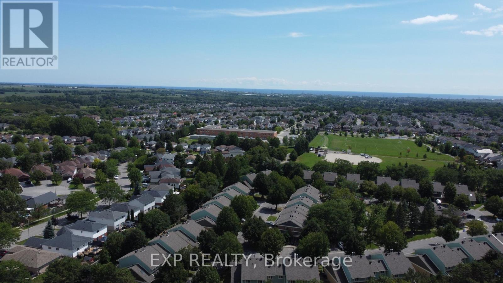 63 FENWICK AVENUE - 41