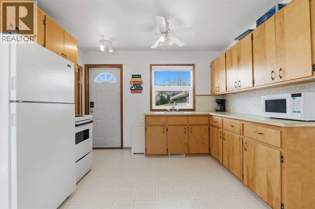164 Crescent Drive - Image 14