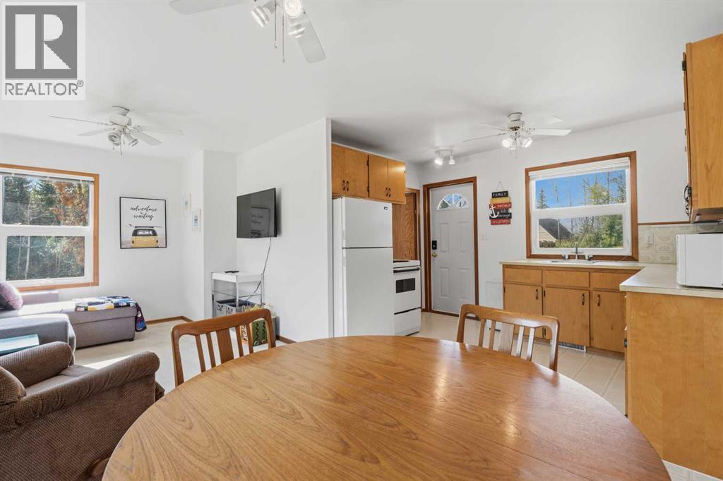 164 Crescent Drive - Image 8