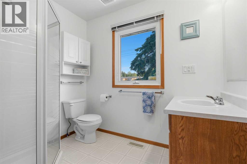 164 Crescent Drive - Image 20